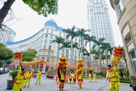 BITEXCO RỘN RÀNG KHAI XUÂN